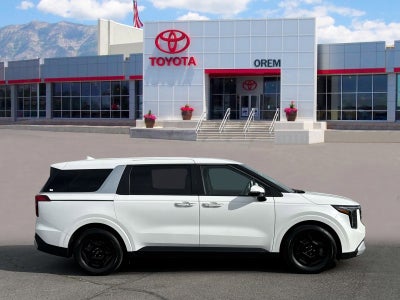 2025 Kia Carnival LXS