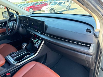 2024 Kia Carnival SX