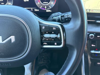 2024 Kia Carnival SX
