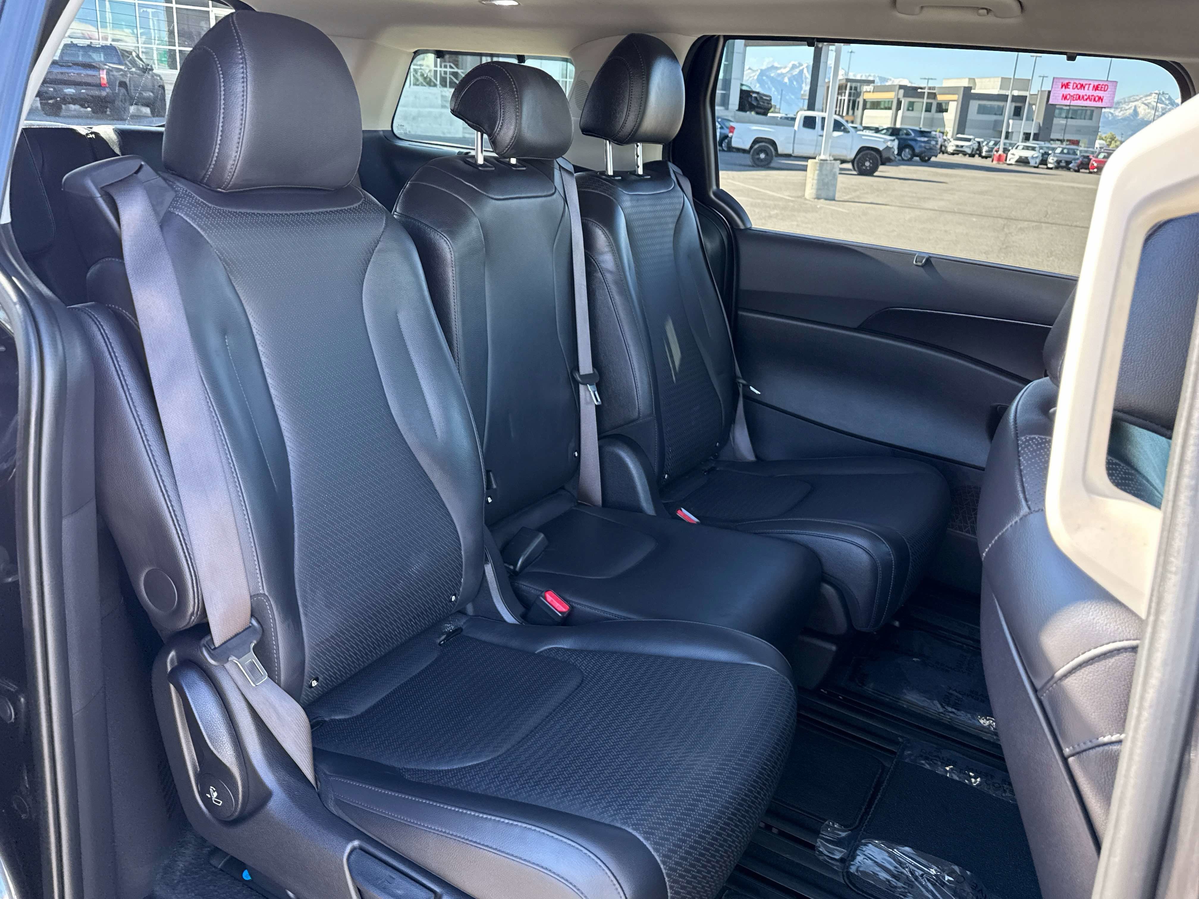 2025 Kia Carnival SX Prestige