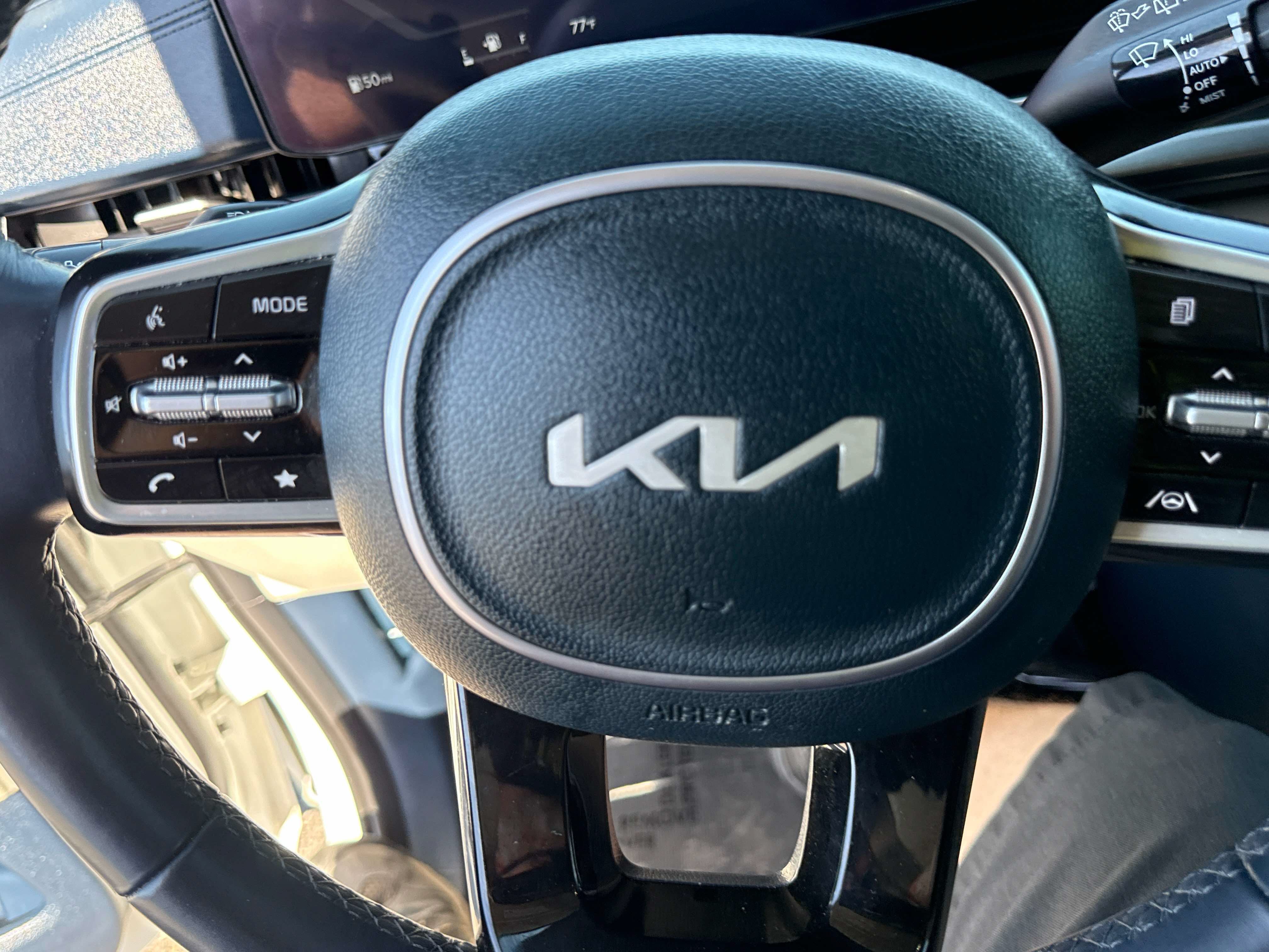 2025 Kia Carnival SX Prestige - Photo 27