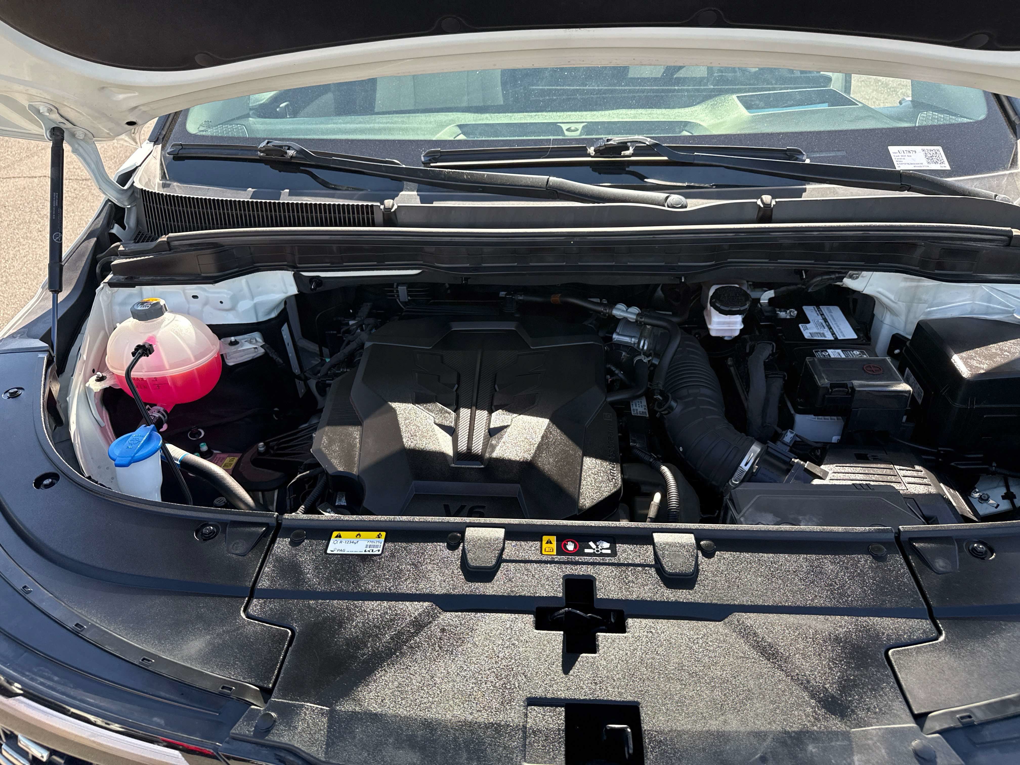 2025 Kia Carnival SX Prestige - Photo 9