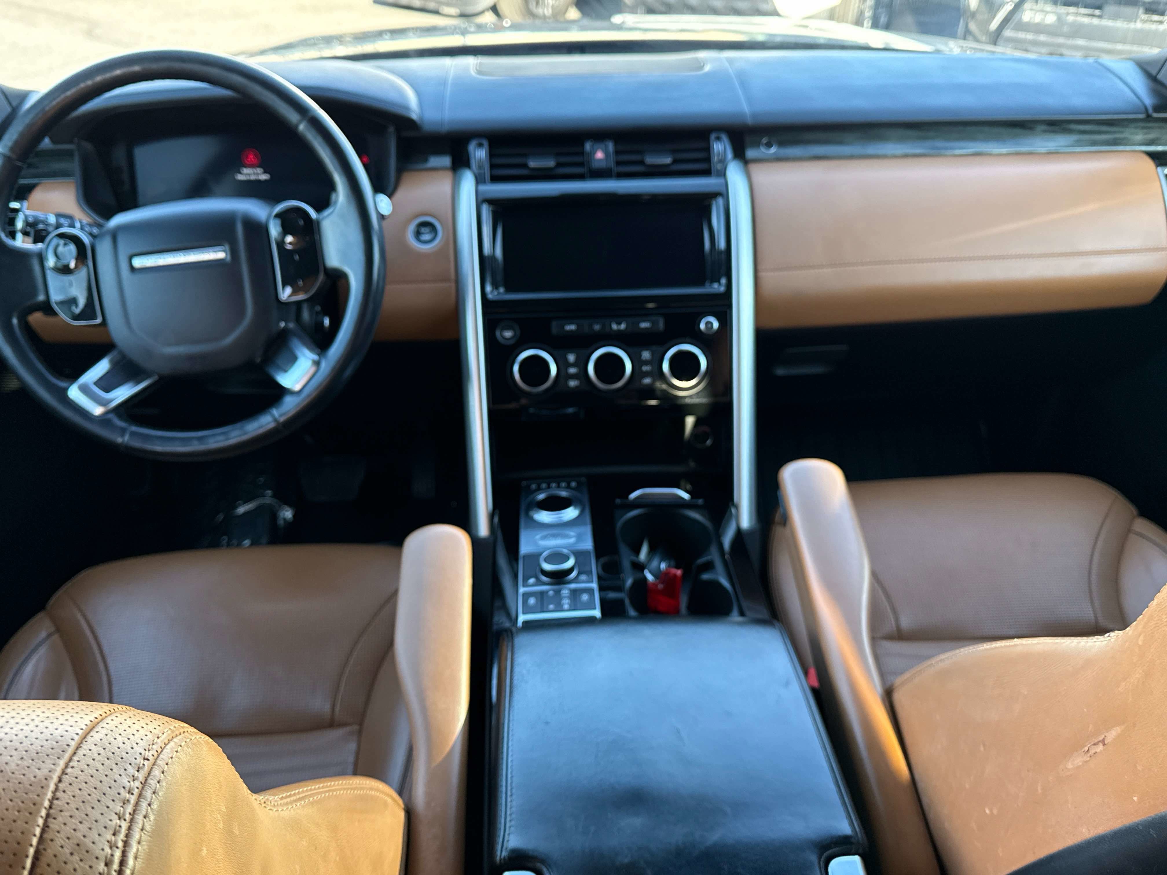 2020 Land Rover Discovery HSE Luxury