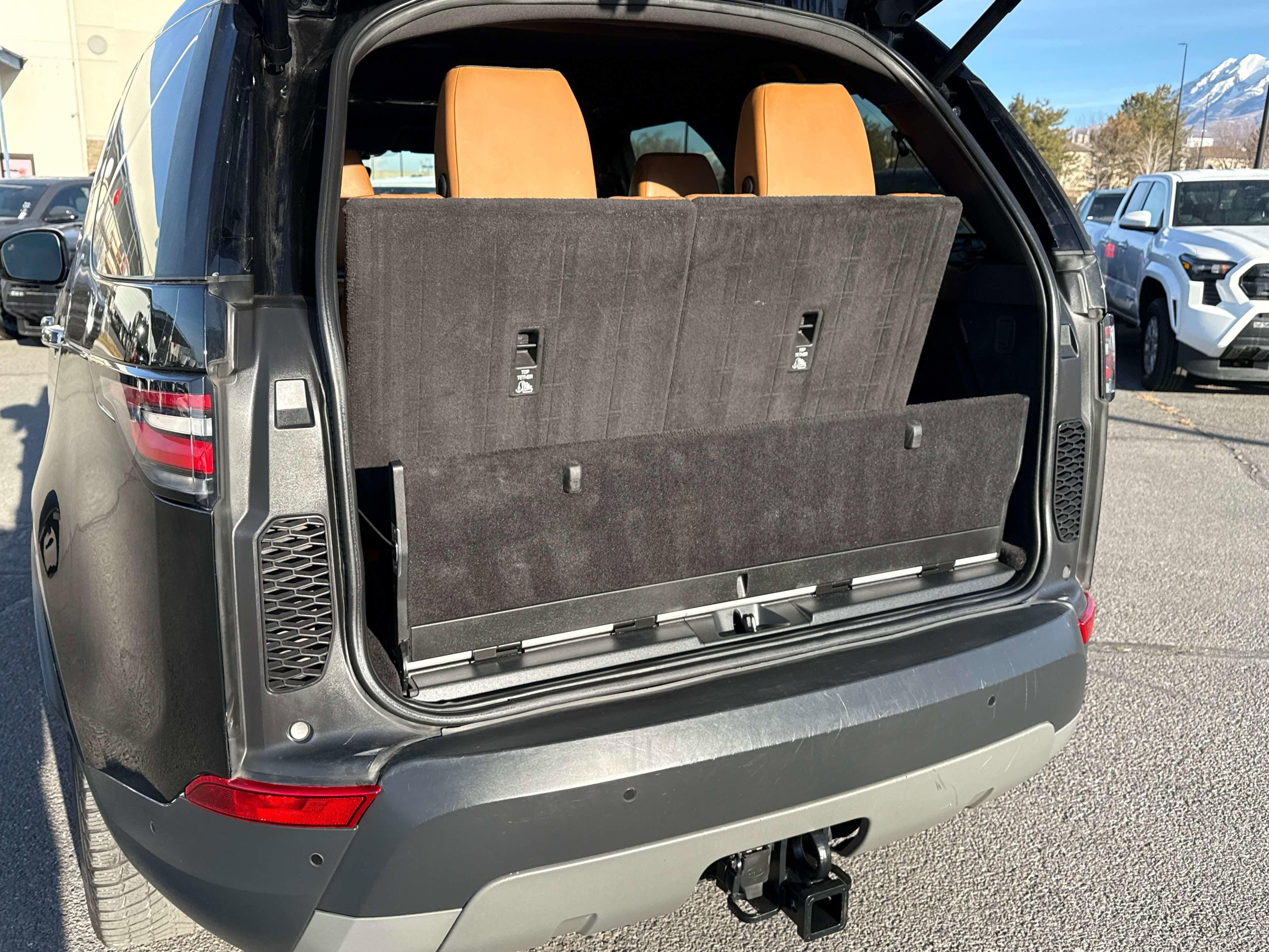 2020 Land Rover Discovery HSE Luxury