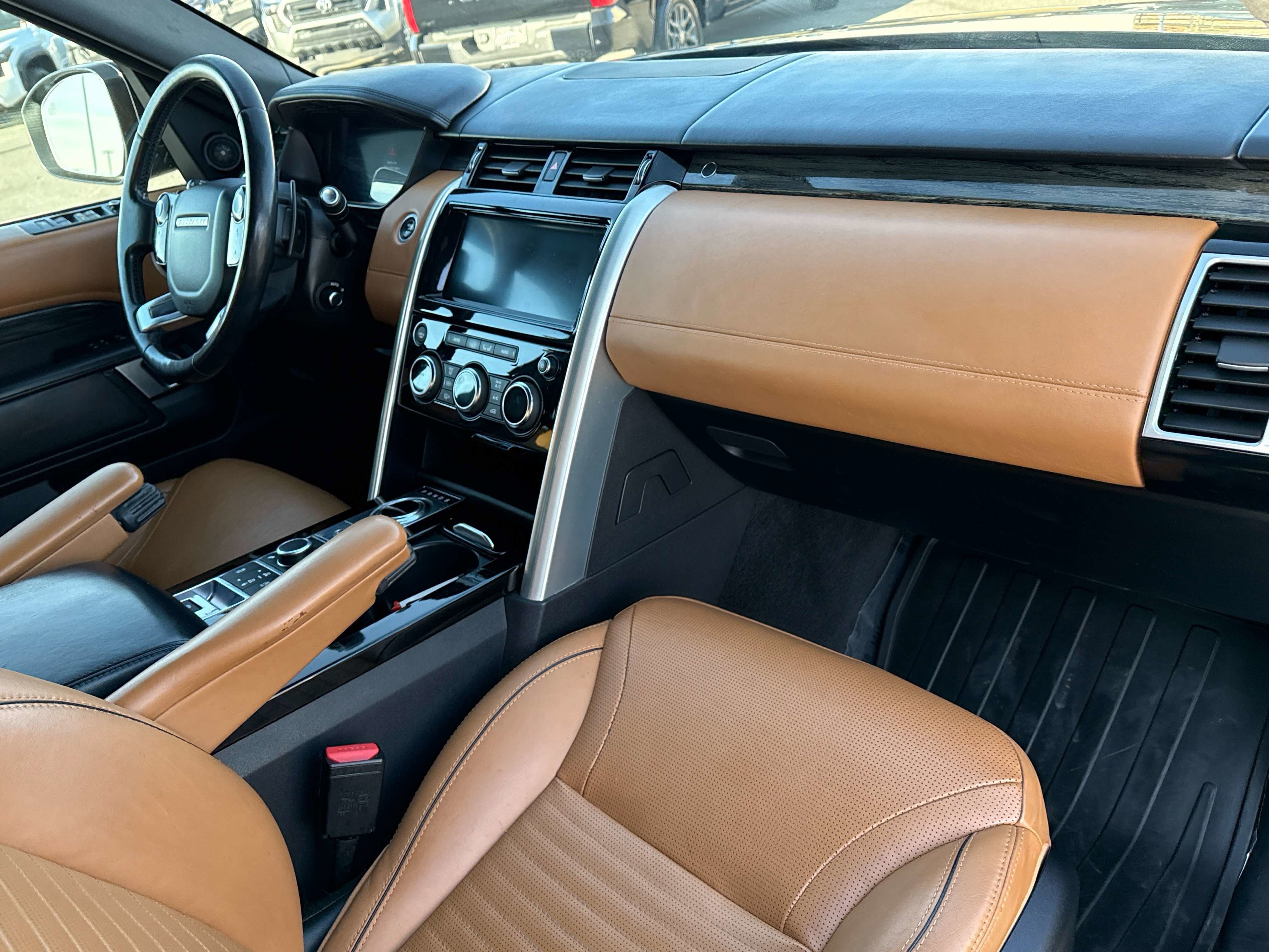 2020 Land Rover Discovery HSE Luxury