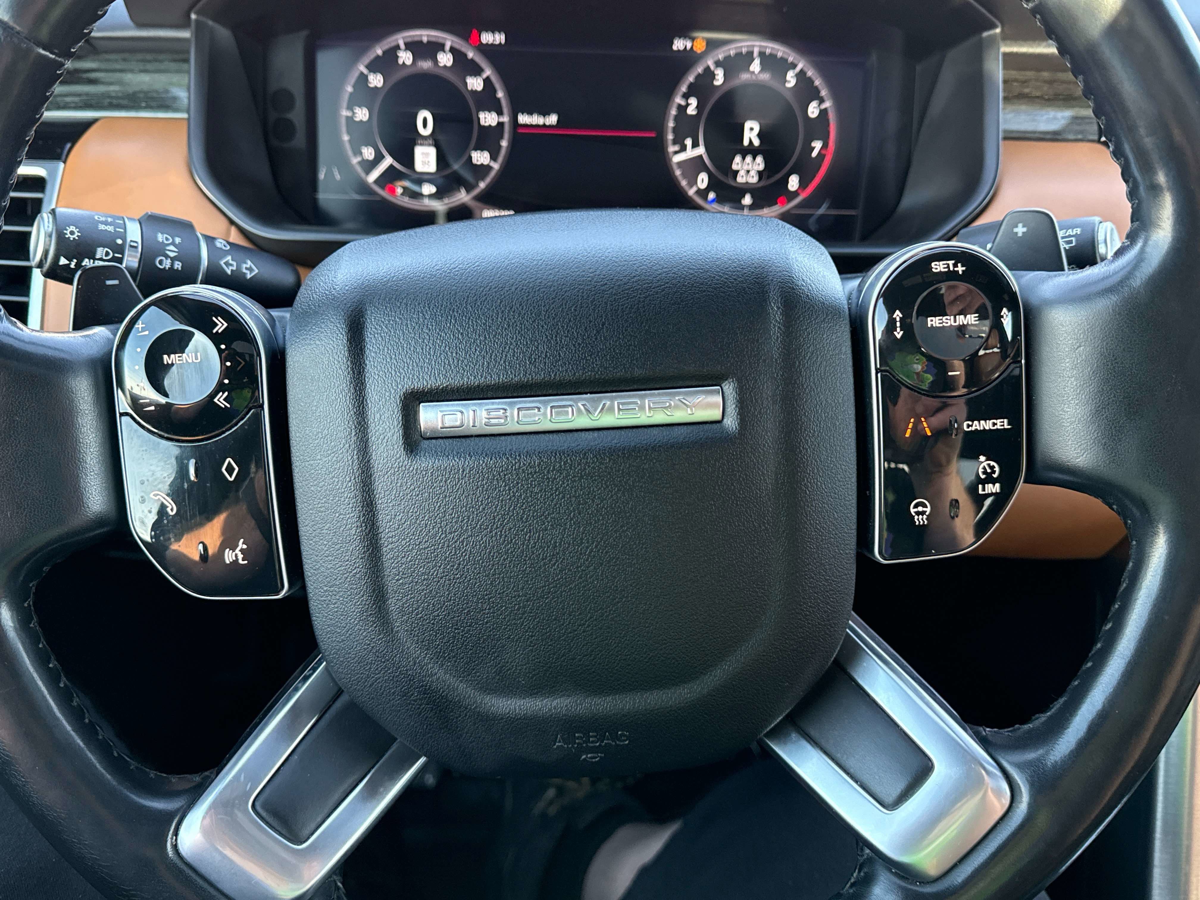 2020 Land Rover Discovery HSE Luxury