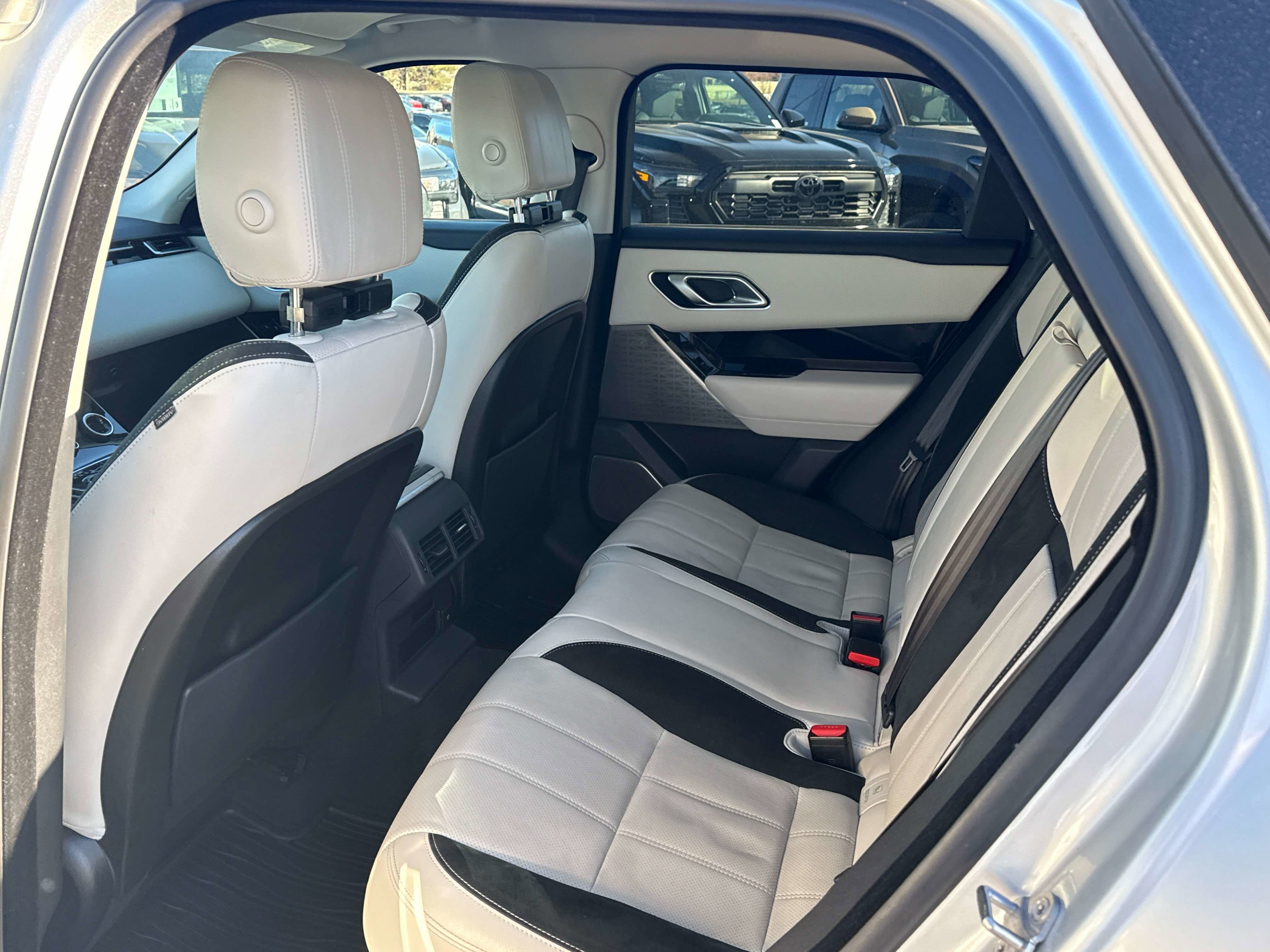 2019 Land Rover Range Rover Velar R-Dynamic SE