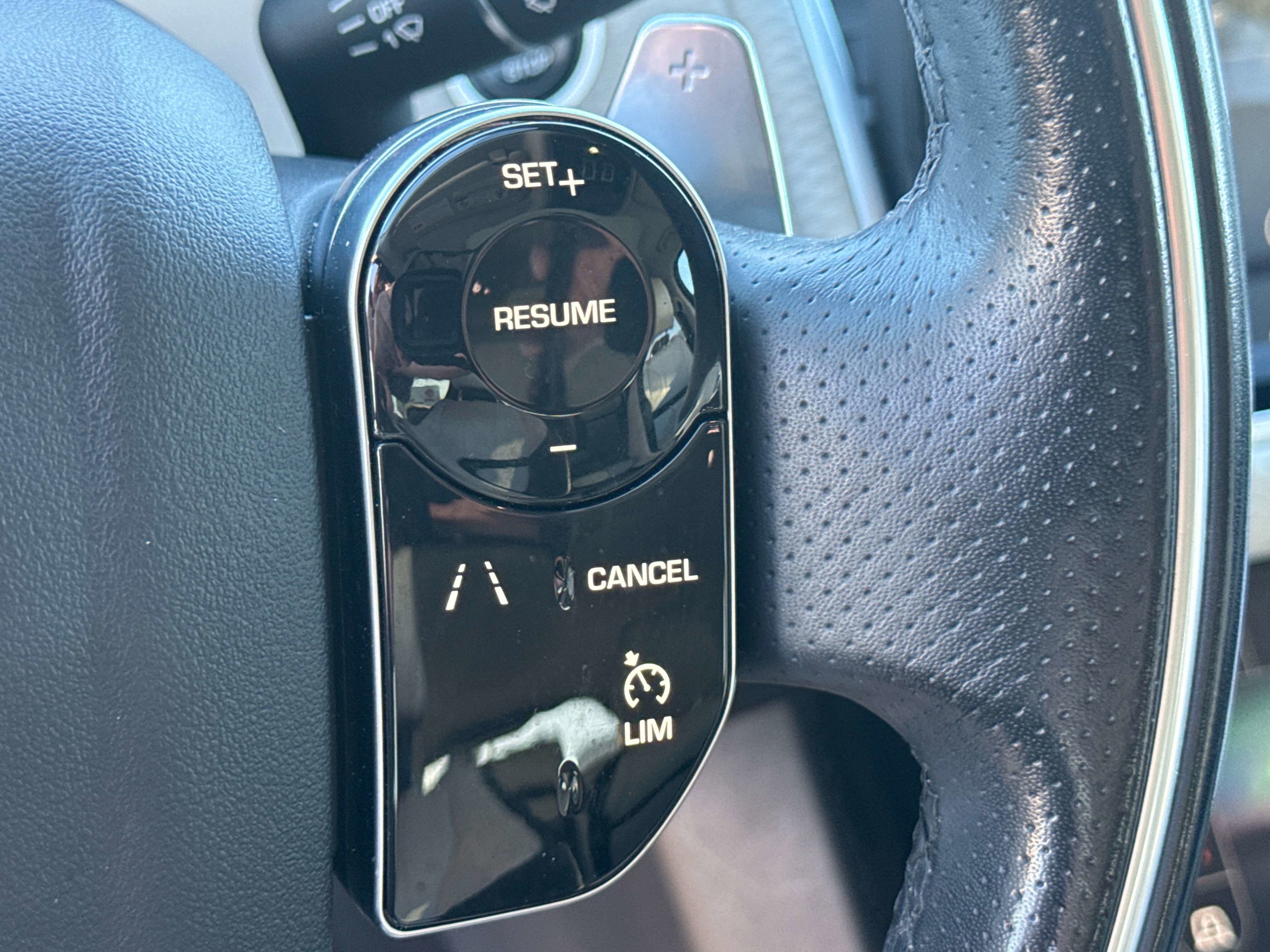 2019 Land Rover Range Rover Velar R-Dynamic SE