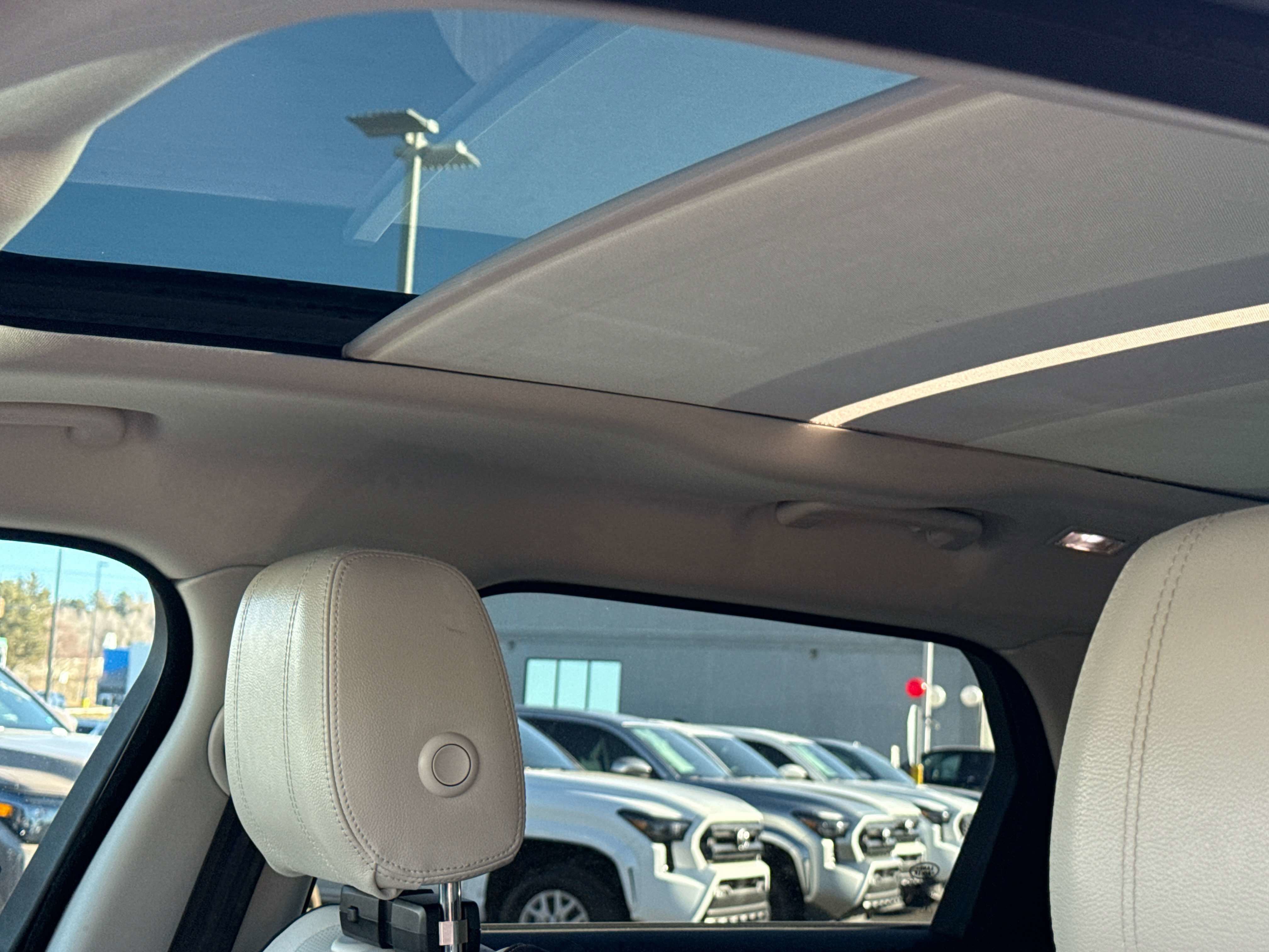 2019 Land Rover Range Rover Velar R-Dynamic SE