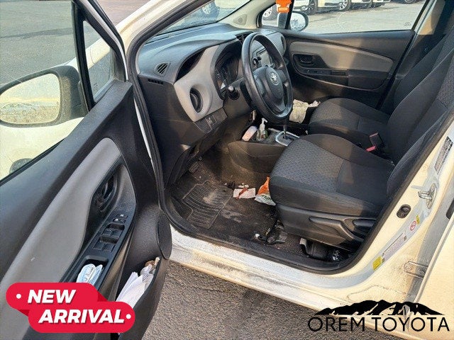 2015 Toyota YARIS L