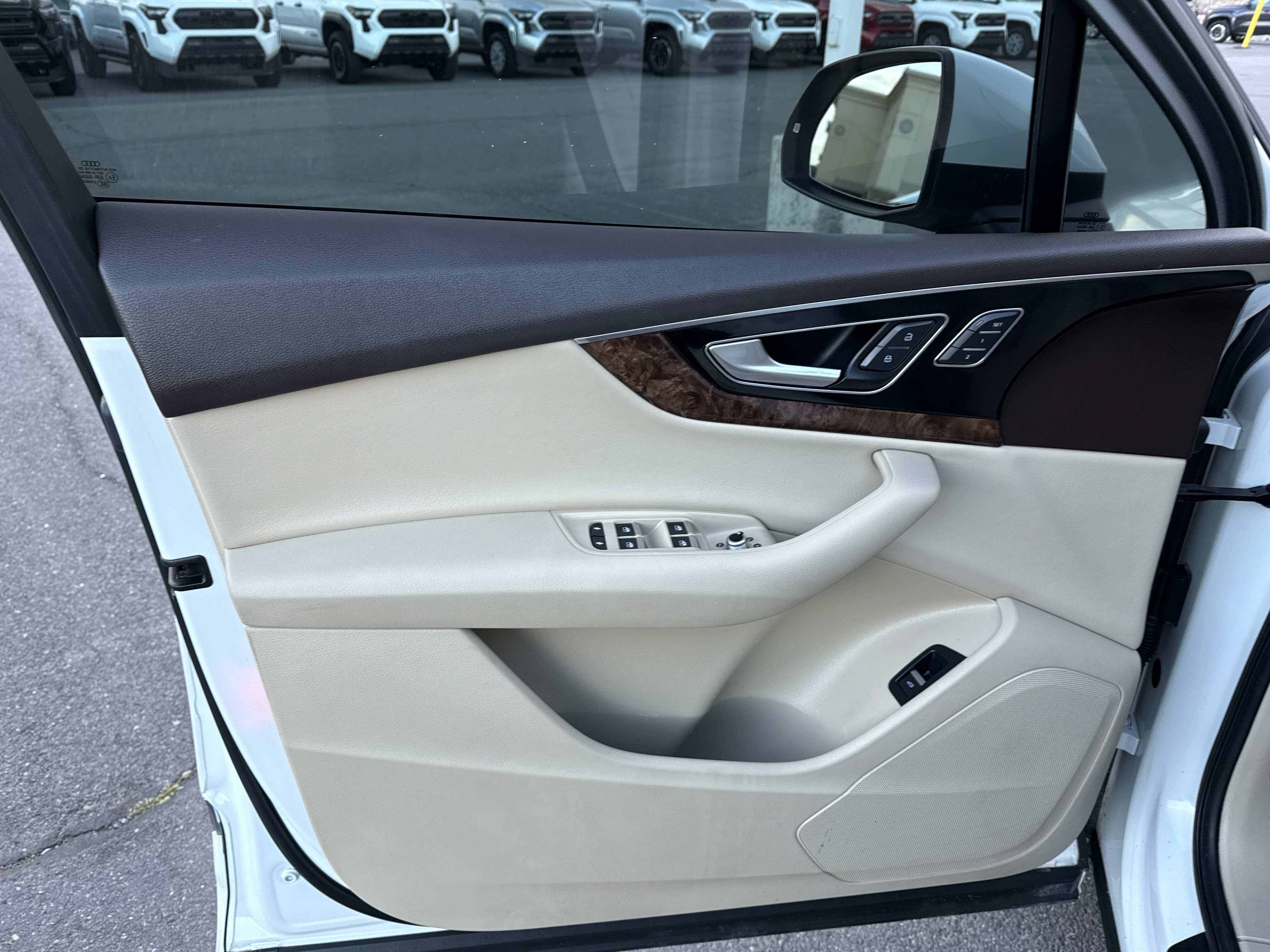 2017 Audi Q7 Premium
