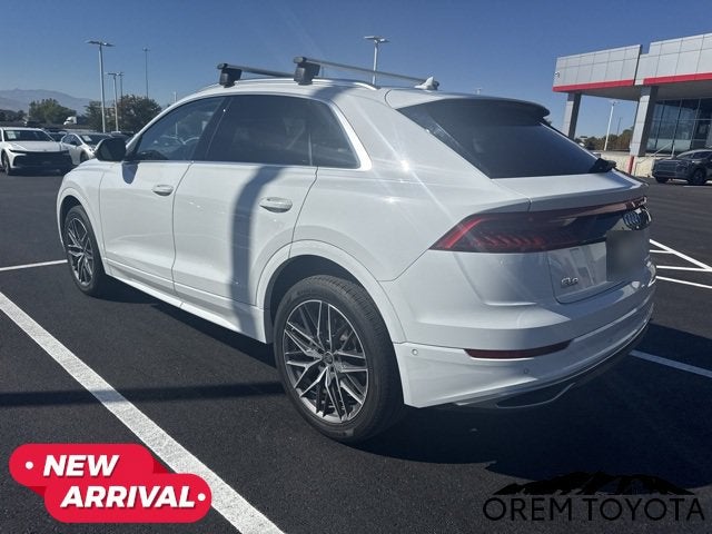 2022 Audi Q8 Premium