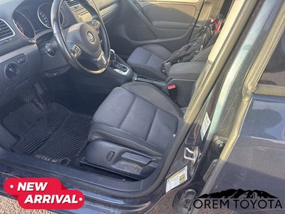 2013 Volkswagen Golf w/Conv & Sunroof