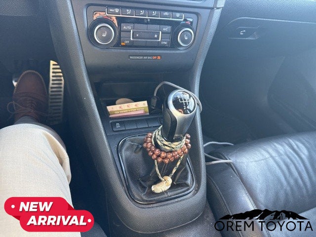 2013 Volkswagen Golf R w/Sunroof & Navi