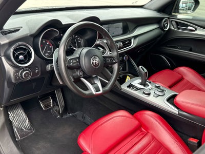 2022 Alfa Romeo Stelvio Veloce