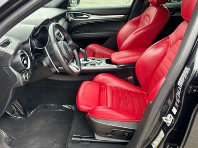 2022 Alfa Romeo Stelvio Veloce