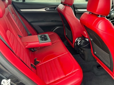 2022 Alfa Romeo Stelvio Veloce